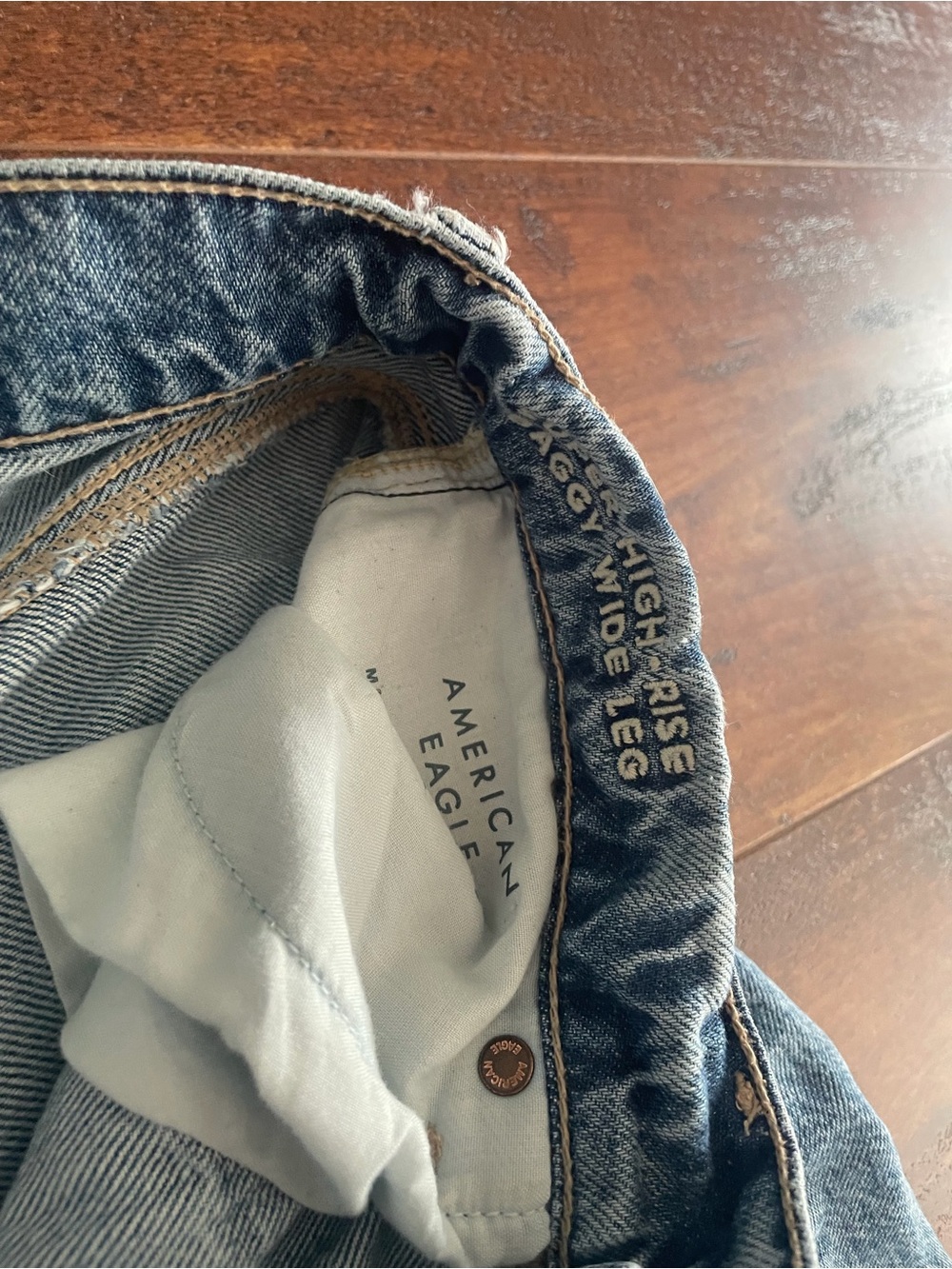 American Eagle baggy wide leg jeans - Picture 2 of 3